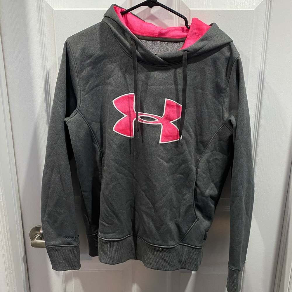 UnderArmour sweater